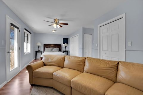 Tiny photo for 49 N Lake Avenue, Fox Lake, IL 60020 (MLS # 12610615)