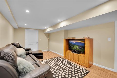 Tiny photo for 49 N Lake Avenue, Fox Lake, IL 60020 (MLS # 12610615)