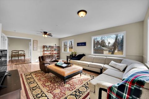 Tiny photo for 49 N Lake Avenue, Fox Lake, IL 60020 (MLS # 12610615)