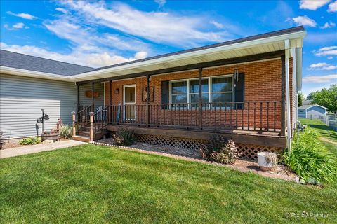 Tiny photo for 1019 Sandhurst Drive, Sandwich, IL 60548 (MLS # 12649741)