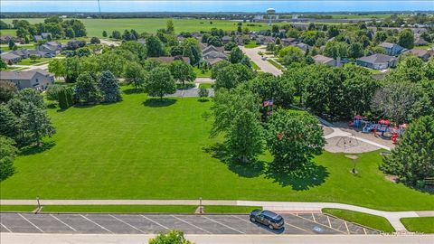 Tiny photo for 1019 Sandhurst Drive, Sandwich, IL 60548 (MLS # 12649741)