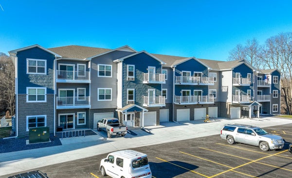 1176 DEVILS GLEN RD APT 204, BETTENDORF, IA 52722 - Image 2efb8824ea881f79be34ee6945f0be13/952872032