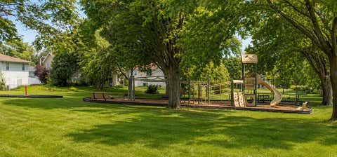 Tiny photo for 6 E Sunshine Court, Bloomington, IL 61704 (MLS # 12731004)