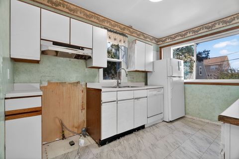 Tiny photo for 4836 Francisco Avenue, Downers Grove, IL 60515 (MLS # 12560137)