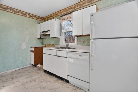 Tiny photo for 4836 Francisco Avenue, Downers Grove, IL 60515 (MLS # 12560137)