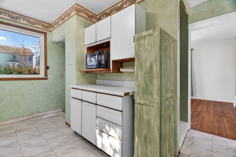 Tiny photo for 4836 Francisco Avenue, Downers Grove, IL 60515 (MLS # 12560137)