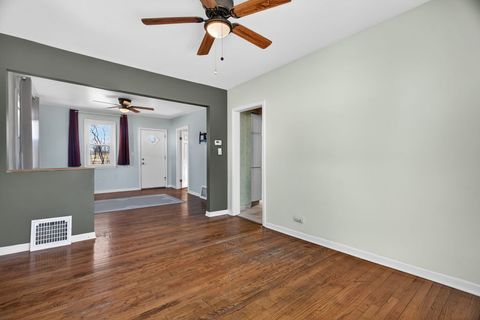 Tiny photo for 4836 Francisco Avenue, Downers Grove, IL 60515 (MLS # 12560137)