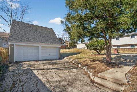 Tiny photo for 4836 Francisco Avenue, Downers Grove, IL 60515 (MLS # 12560137)