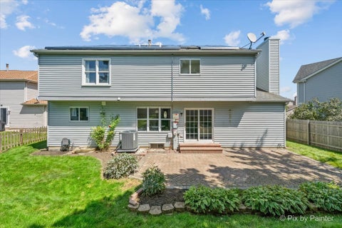 Tiny photo for 344 Yorkshire Drive, Mundelein, IL 60060 (MLS # 12751296)