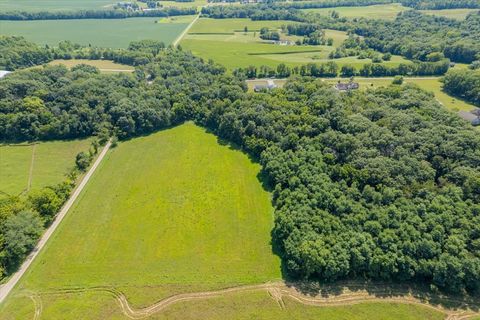 Tiny photo for 5897 Country Meadow Lane, Clinton, IL 61727 (MLS # 12459632)