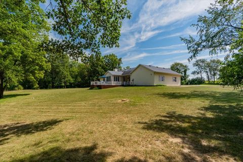 Tiny photo for 5897 Country Meadow Lane, Clinton, IL 61727 (MLS # 12459632)