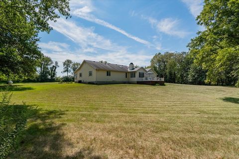 Tiny photo for 5897 Country Meadow Lane, Clinton, IL 61727 (MLS # 12459632)