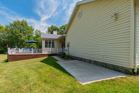 Tiny photo for 5897 Country Meadow Lane, Clinton, IL 61727 (MLS # 12459632)