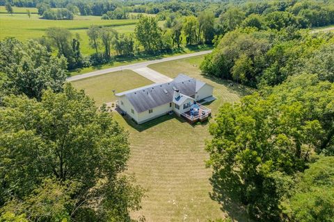 Tiny photo for 5897 Country Meadow Lane, Clinton, IL 61727 (MLS # 12459632)