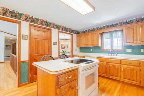 Tiny photo for 5897 Country Meadow Lane, Clinton, IL 61727 (MLS # 12459632)