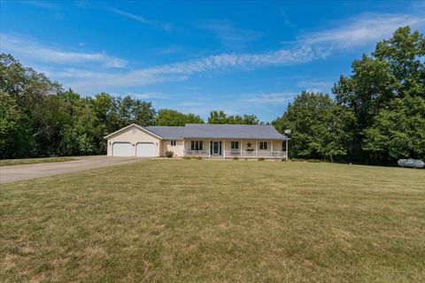 Tiny photo for 5897 Country Meadow Lane, Clinton, IL 61727 (MLS # 12459632)