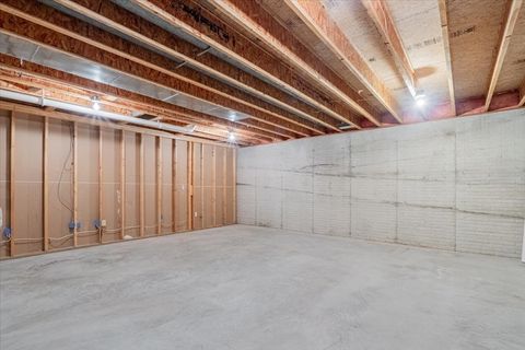 Tiny photo for 5897 Country Meadow Lane, Clinton, IL 61727 (MLS # 12459632)
