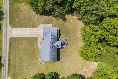 Tiny photo for 5897 Country Meadow Lane, Clinton, IL 61727 (MLS # 12459632)