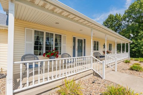 Tiny photo for 5897 Country Meadow Lane, Clinton, IL 61727 (MLS # 12459632)