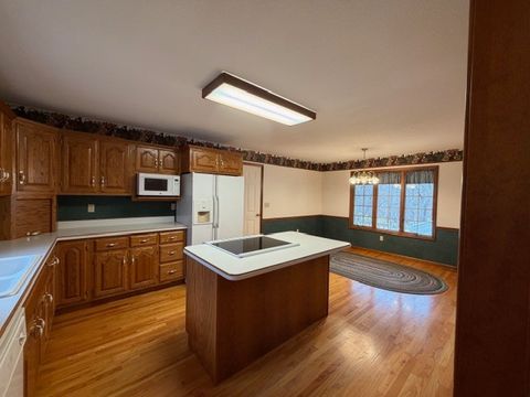 Tiny photo for 5897 Country Meadow Lane, Clinton, IL 61727 (MLS # 12459632)