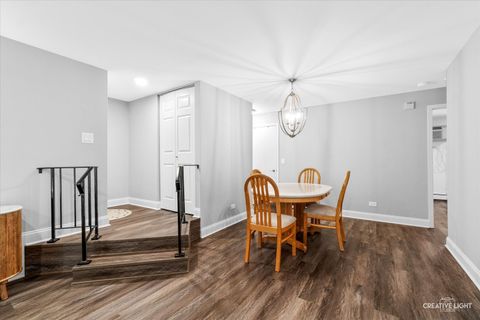 Tiny photo for 2370 Abbeywood Drive #B, Lisle, IL 60532 (MLS # 12691446)