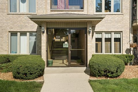 Tiny photo for 5018 Midlothian Turnpike Turnpike #1009, Crestwood, IL 60418 (MLS # 12493686)