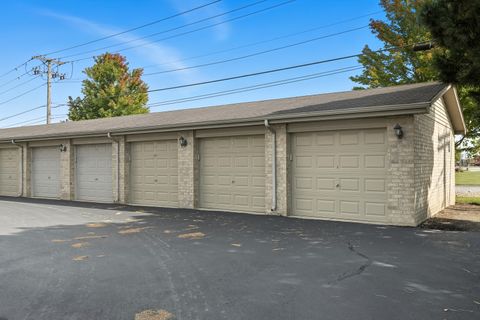 Tiny photo for 5018 Midlothian Turnpike Turnpike #1009, Crestwood, IL 60418 (MLS # 12493686)