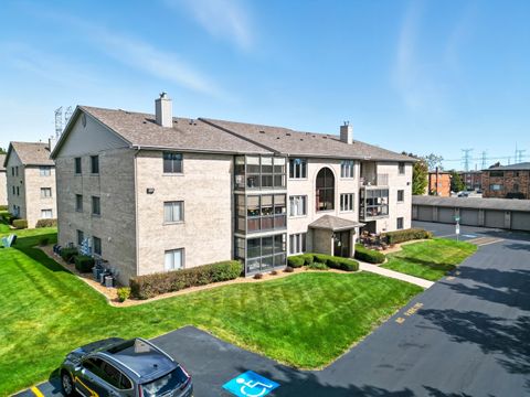 Tiny photo for 5018 Midlothian Turnpike Turnpike #1009, Crestwood, IL 60418 (MLS # 12493686)