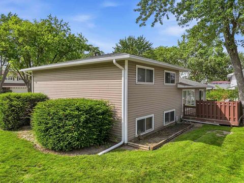 Tiny photo for 133 Sumac Court, Schaumburg, IL 60193 (MLS # 12646905)