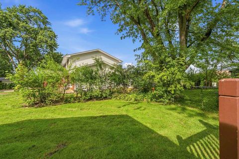 Tiny photo for 133 Sumac Court, Schaumburg, IL 60193 (MLS # 12646905)