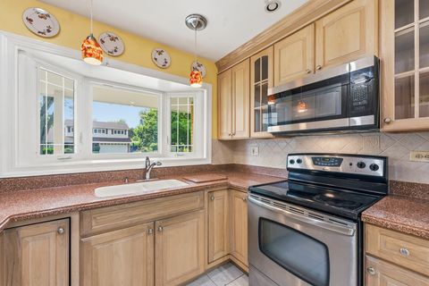 Tiny photo for 133 Sumac Court, Schaumburg, IL 60193 (MLS # 12646905)