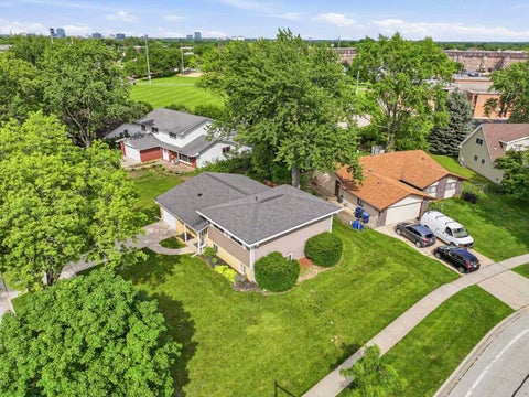 Tiny photo for 133 Sumac Court, Schaumburg, IL 60193 (MLS # 12646905)