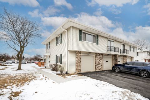 Photo of 203 Barcliffe Lane #203, Schaumburg, IL 60194 (MLS # 12522755)