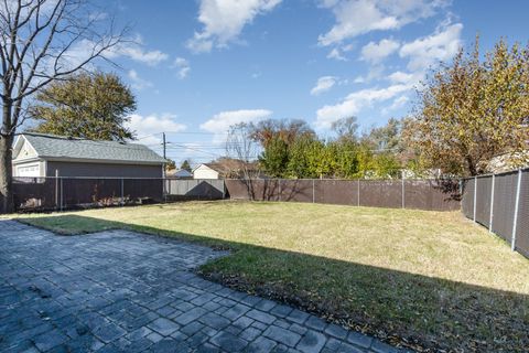 Tiny photo for 7726 W 80th Place, Bridgeview, IL 60455 (MLS # 12517982)