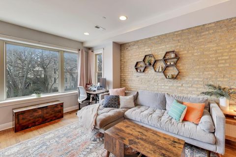 Tiny photo for 4644 N Paulina Street #2N, Chicago, IL 60640 (MLS # 12570635)