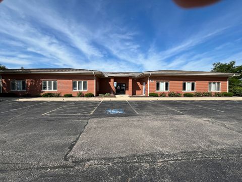 Photo of 3691 DARLENE Court #102, Aurora, IL 60504 (MLS # 12415495)