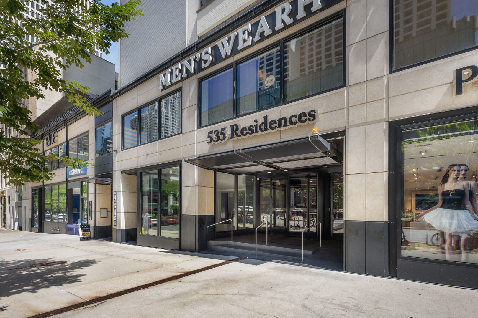 535 N Michigan Avenue 2306
