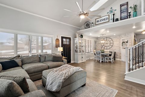 Tiny photo for 16041 Long Avenue, Oak Forest, IL 60452 (MLS # 12546189)