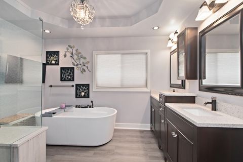 Tiny photo for 16041 Long Avenue, Oak Forest, IL 60452 (MLS # 12546189)