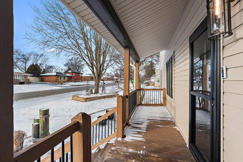 Tiny photo for 16041 Long Avenue, Oak Forest, IL 60452 (MLS # 12546189)