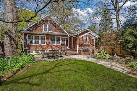Tiny photo for 431 Laurel Avenue, Wilmette, IL 60091 (MLS # 12566743)