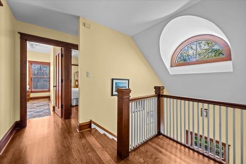 Tiny photo for 431 Laurel Avenue, Wilmette, IL 60091 (MLS # 12566743)