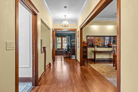 Tiny photo for 431 Laurel Avenue, Wilmette, IL 60091 (MLS # 12566743)