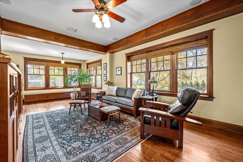 Tiny photo for 431 Laurel Avenue, Wilmette, IL 60091 (MLS # 12566743)
