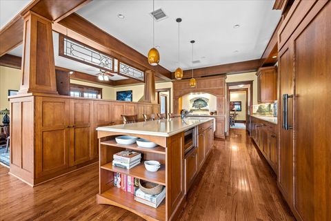 Tiny photo for 431 Laurel Avenue, Wilmette, IL 60091 (MLS # 12566743)