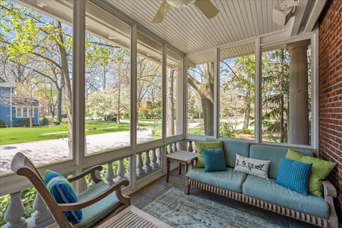 Tiny photo for 431 Laurel Avenue, Wilmette, IL 60091 (MLS # 12566743)