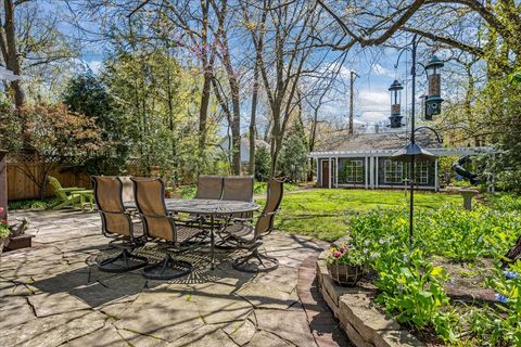 Tiny photo for 431 Laurel Avenue, Wilmette, IL 60091 (MLS # 12566743)