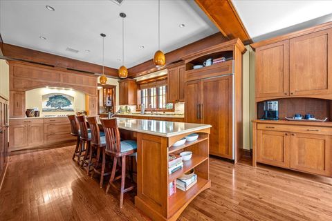 Tiny photo for 431 Laurel Avenue, Wilmette, IL 60091 (MLS # 12566743)