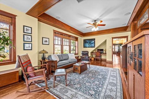 Tiny photo for 431 Laurel Avenue, Wilmette, IL 60091 (MLS # 12566743)