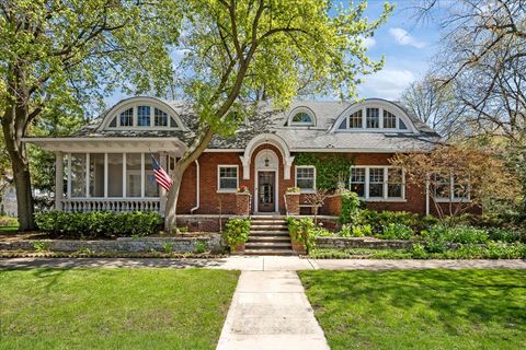 431 Laurel Avenue Wilmette IL 60091